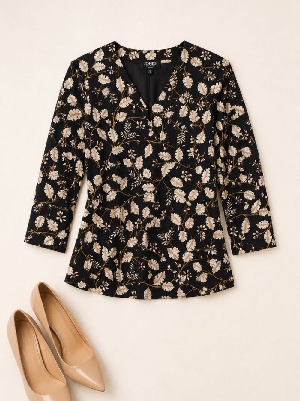 Jones New York Petite Floral Print Top Size PXL Black Peplum Blouse Work Office - Picture 3 of 7